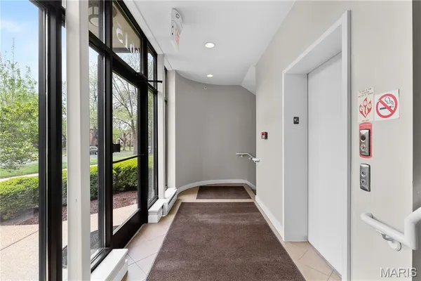 $500,000 | 6615 Alamo Avenue, Unit 1C, Clayton, MO 63105