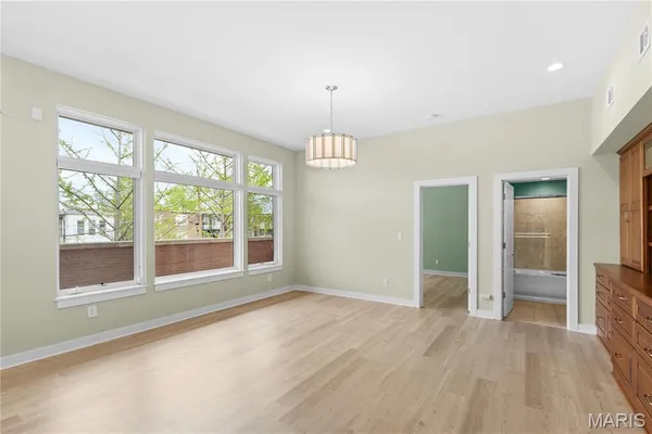 $500,000 | 6615 Alamo Avenue, Unit 1C, Clayton, MO 63105