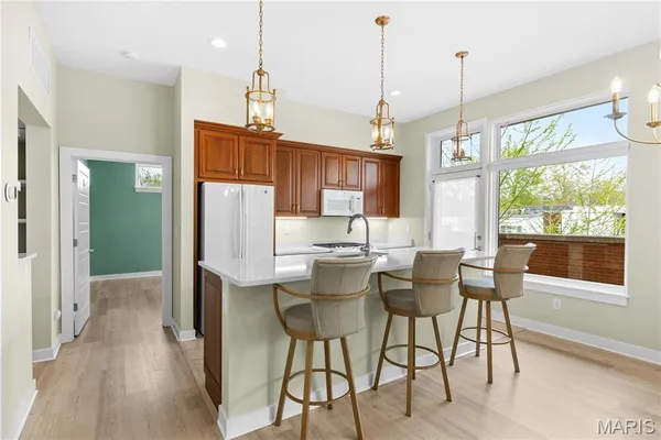 $500,000 | 6615 Alamo Avenue, Unit 1C, Clayton, MO 63105