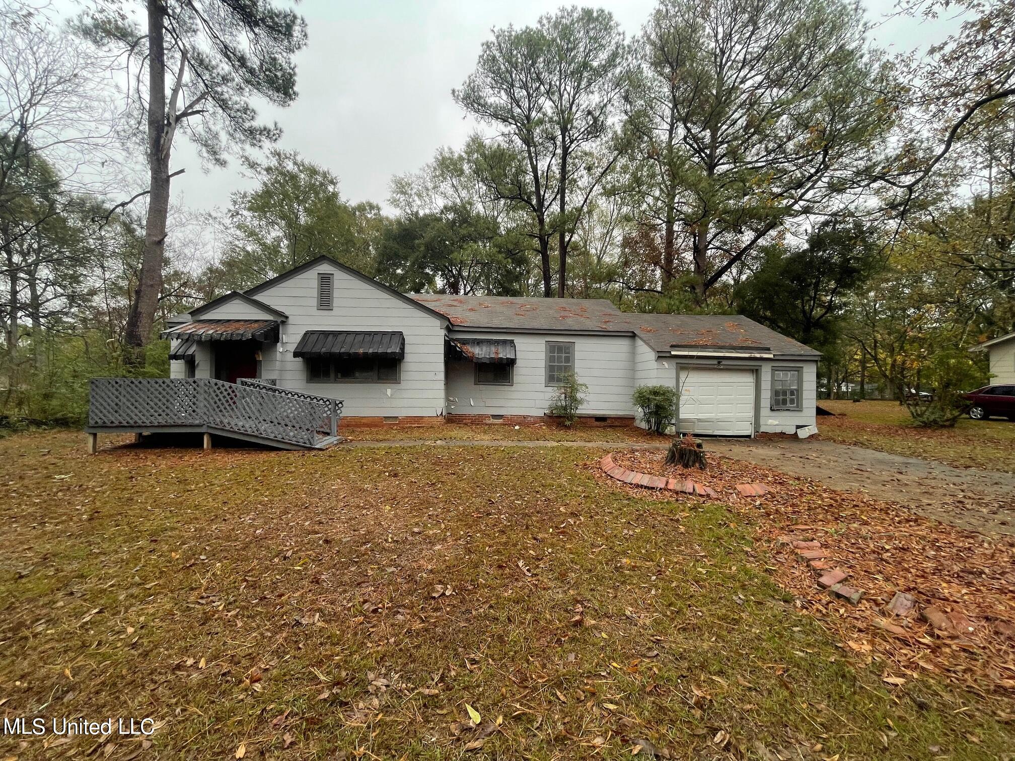 4526 Hanging Moss Road Jackson, MS 39206 - Photo 1 of 4 IMG_7514