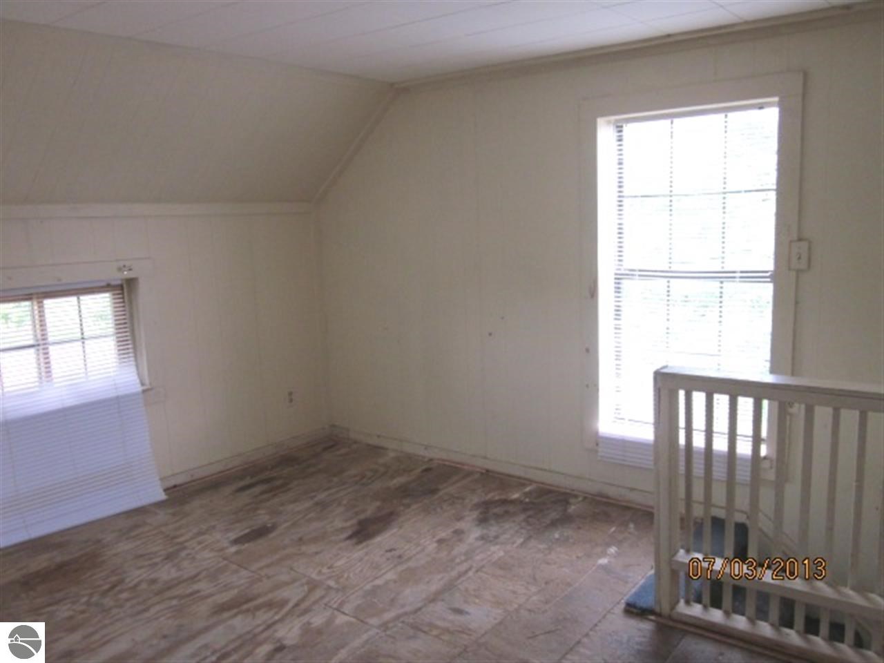9322 North Wisner Road Breckenridge, MI 48615 - Photo 11 of 18 1749822-10.JPG