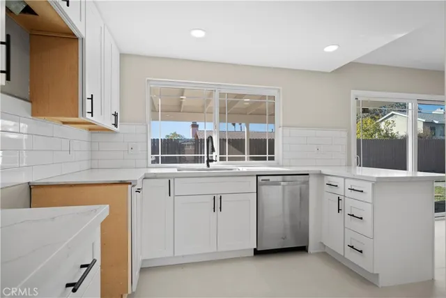 $3,300 | 7650 Tokay Avenue, Fontana, CA 92336