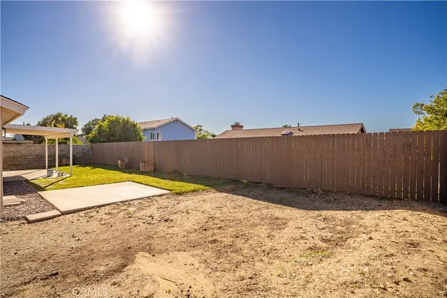 $3,300 | 7650 Tokay Avenue, Fontana, CA 92336