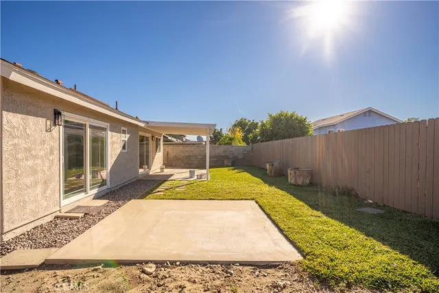 $3,300 | 7650 Tokay Avenue, Fontana, CA 92336