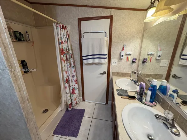 $300,000 | 1110 Southwest 131st Place, Miami, FL 33184