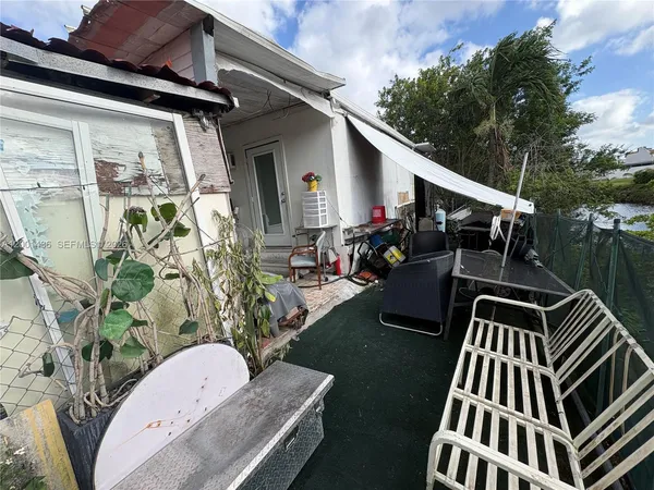 $300,000 | 1110 Southwest 131st Place, Miami, FL 33184