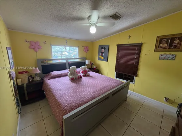 $300,000 | 1110 Southwest 131st Place, Miami, FL 33184