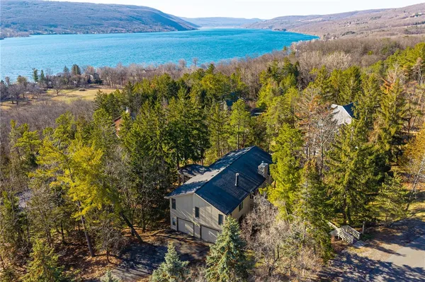 $599,900 | 12 Spy Glass Hill, South Bristol, NY 14424