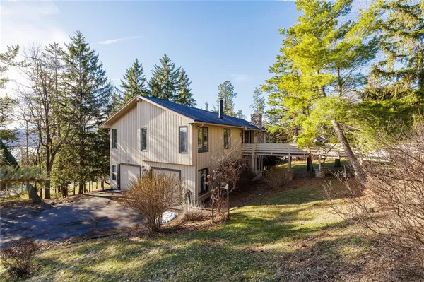 $599,900 | 12 Spy Glass Hill, South Bristol, NY 14424