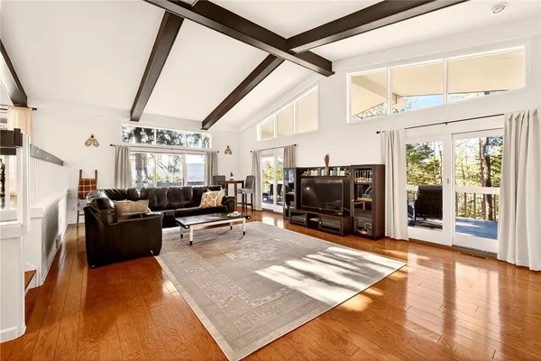 $599,900 | 12 Spy Glass Hill, South Bristol, NY 14424