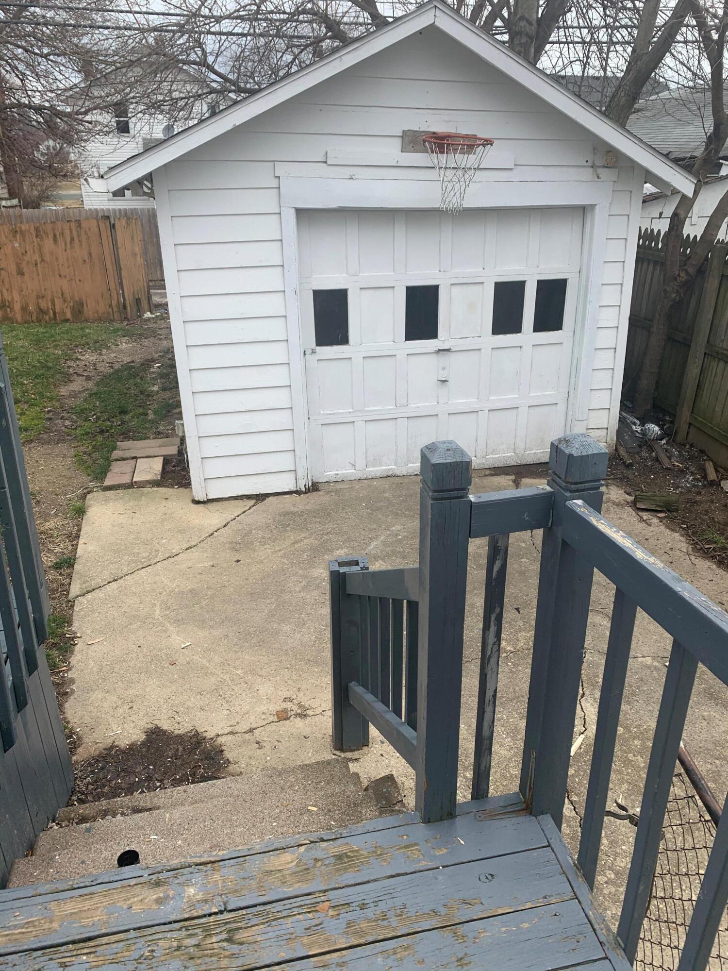 3853 Fergus Road Columbus, OH 43207 - Photo 16 of 16 Photo 2