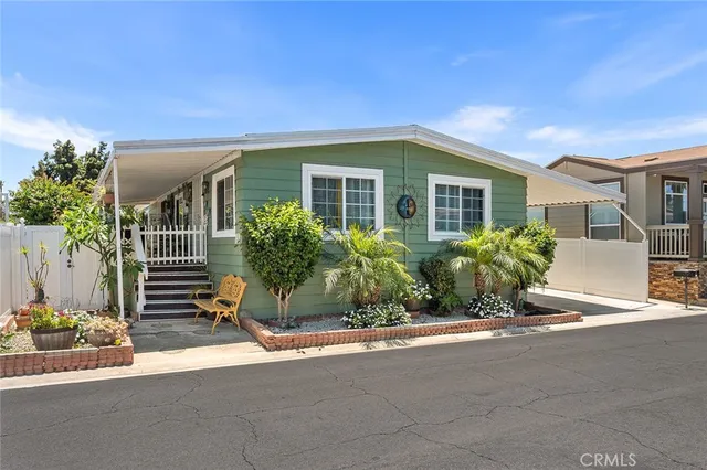 $276,000 | 17701 Avalon Boulevard, Unit SP124, Carson, CA 90746