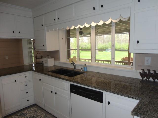 423 East Hartman Road Anderson, IN 46012 - Photo 4 of 45 Gallery Image 4