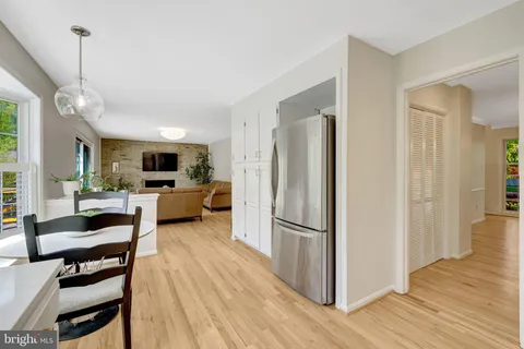 $1,325,000 | 502 Woodland Court Northwest, Vienna, VA 22180