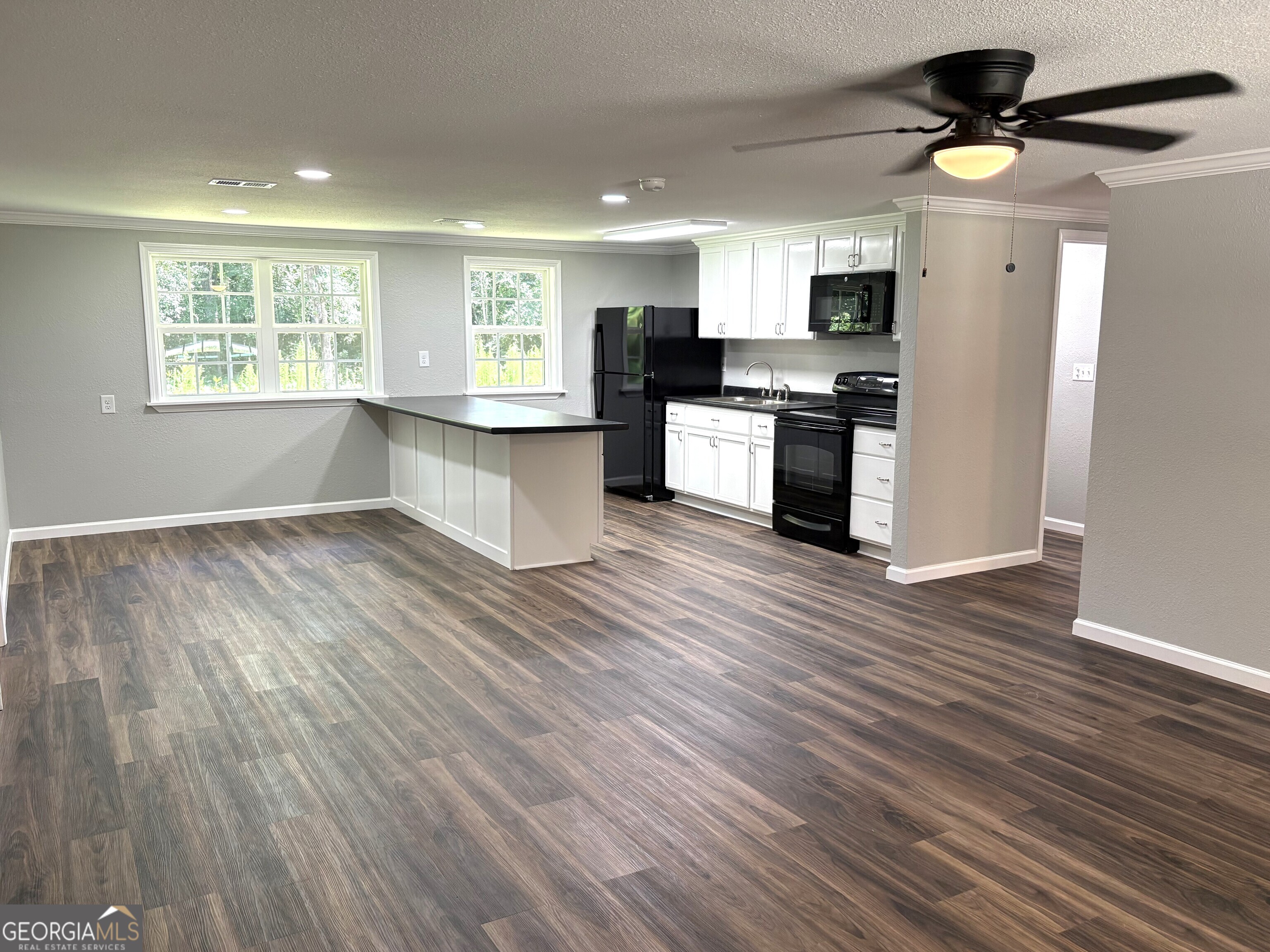 228 Hobbins Drive Dublin, GA 31021 - Photo 3 of 18
