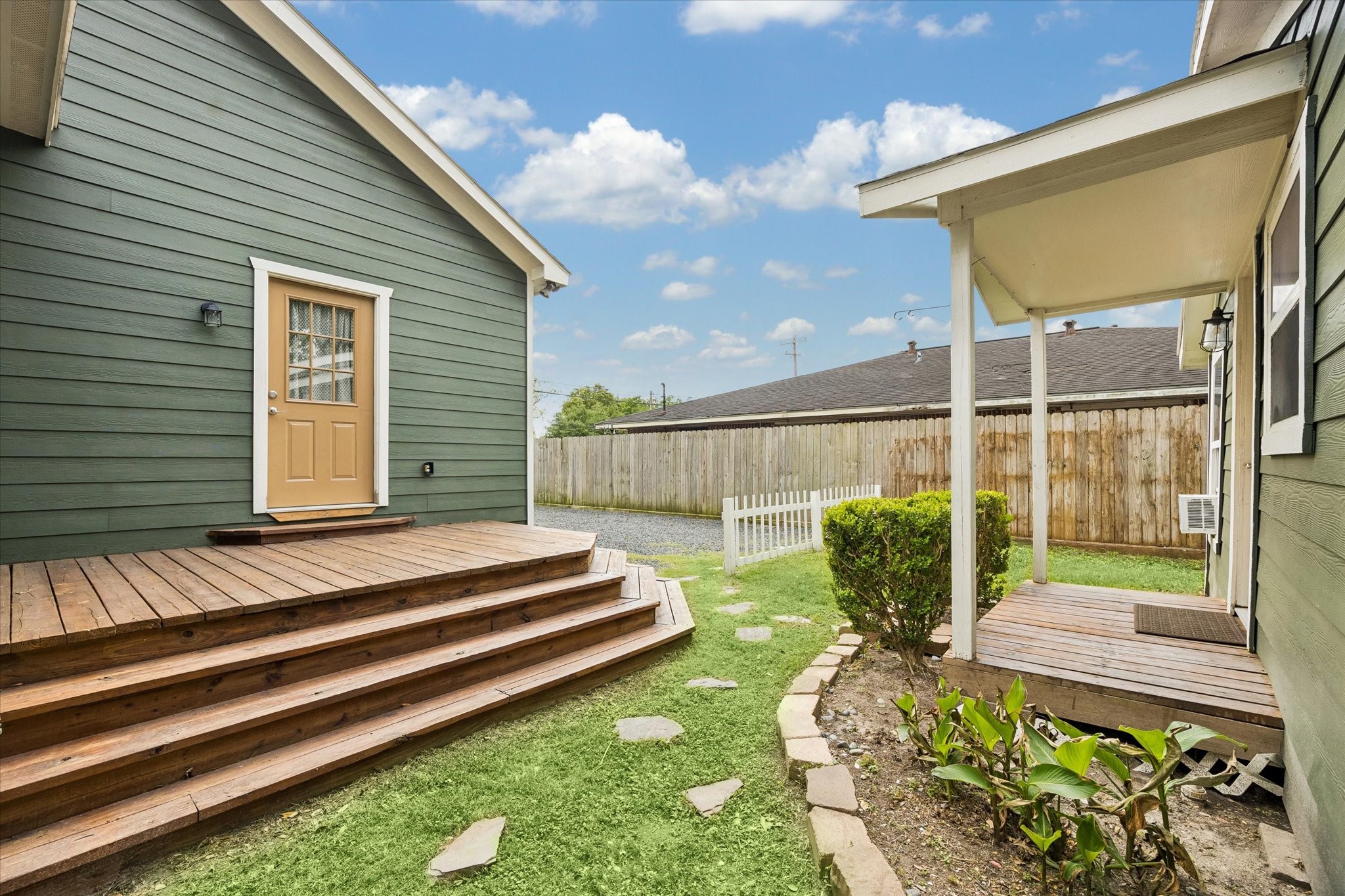 5105 Chapman Street Houston, TX 77009 - Photo 34 of 49