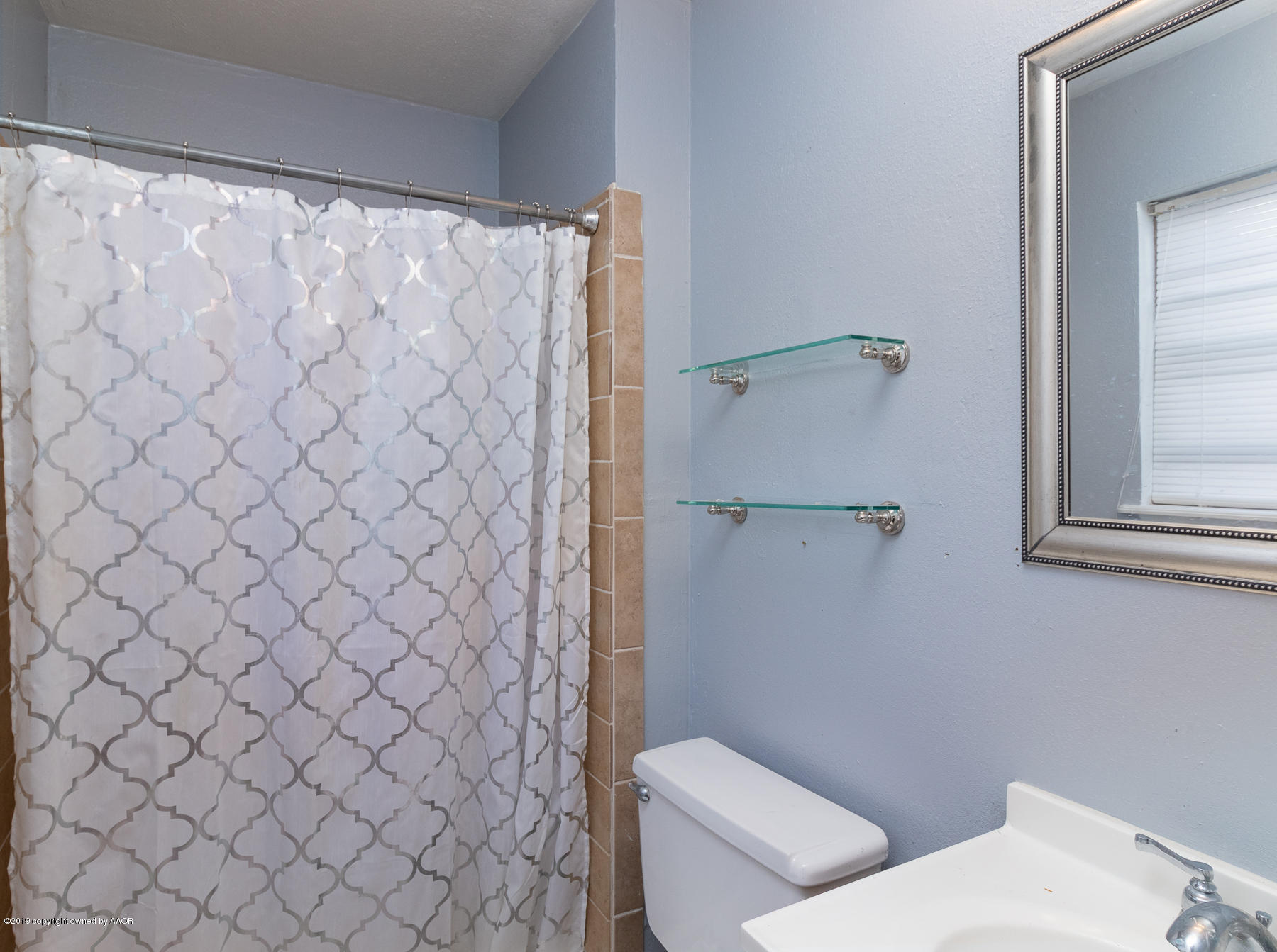 5125 Royce Drive Amarillo, TX 79110 - Photo 12 of 17 Master Bathroom