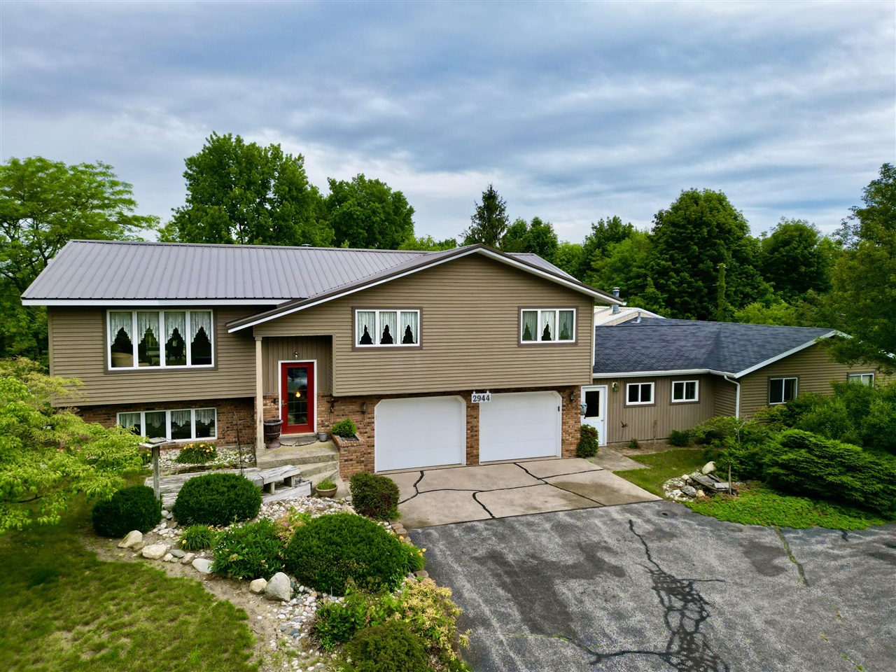2944 West Woodrow Road Shelby, MI 49455 - Photo 1 of 62