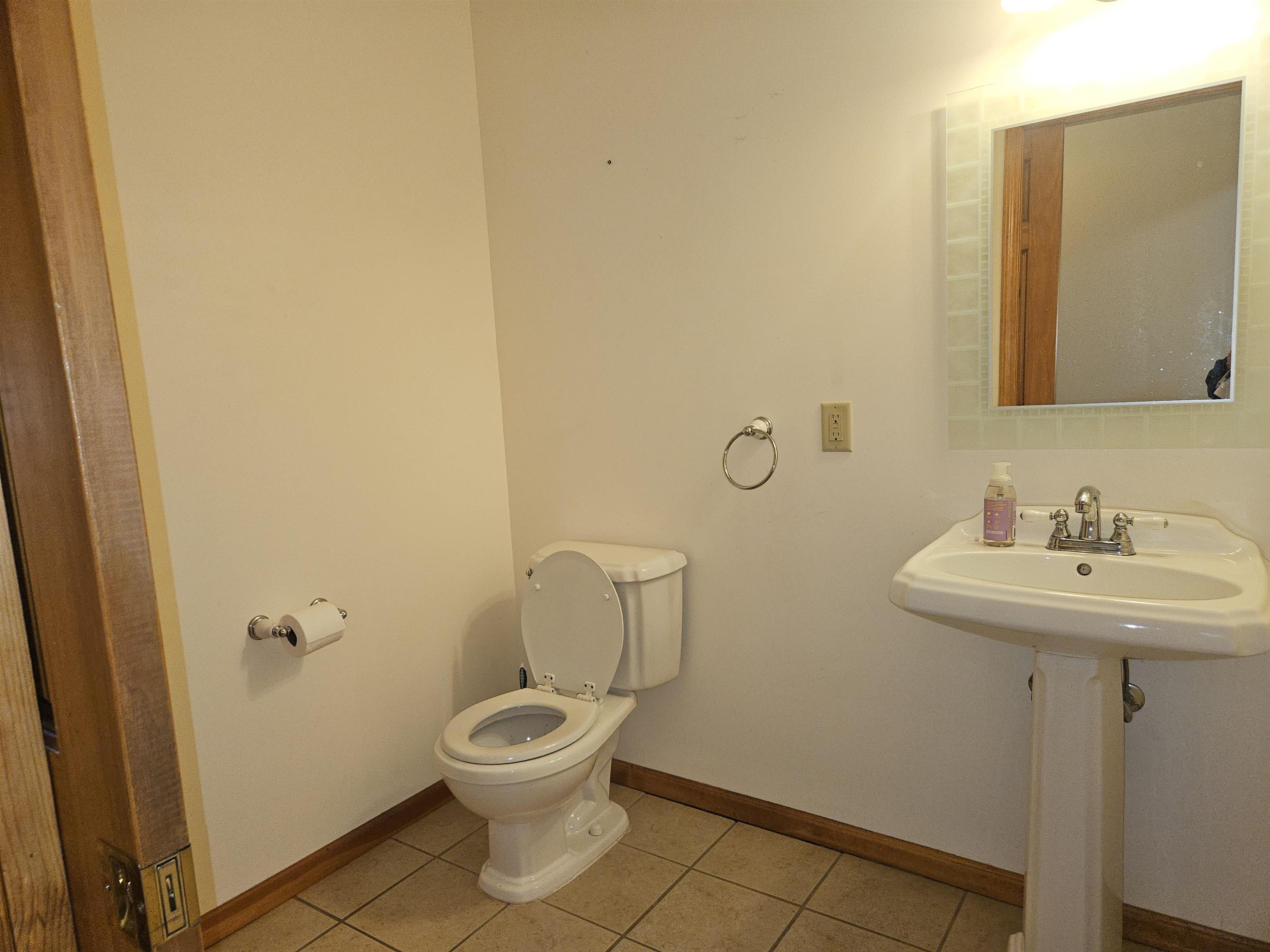 335 Pine Street Harrison, MI 48625 - Photo 18 of 70