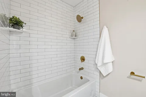 a bathroom with a tub