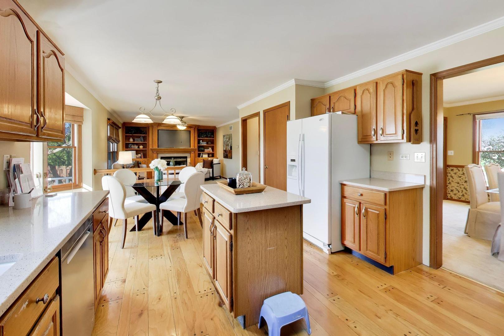 530 Cypress Bridge Road Lake Zurich, IL 60047 - Photo 12 of 44