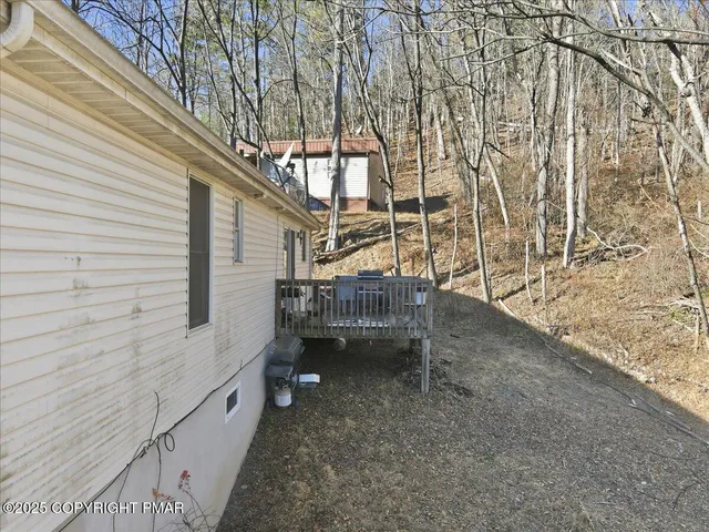 $299,900 | 102 Longshore Circle, East Stroudsburg, PA 18302