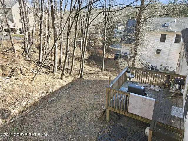 $299,900 | 102 Longshore Circle, East Stroudsburg, PA 18302