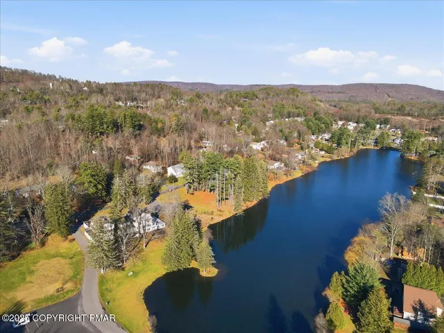 $299,900 | 102 Longshore Circle, East Stroudsburg, PA 18302