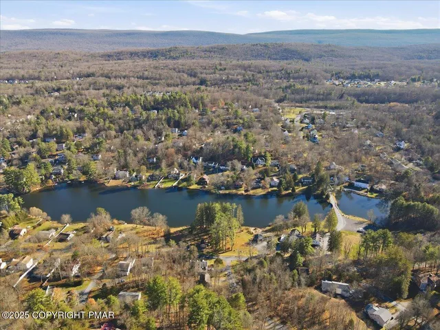 $299,900 | 102 Longshore Circle, East Stroudsburg, PA 18302