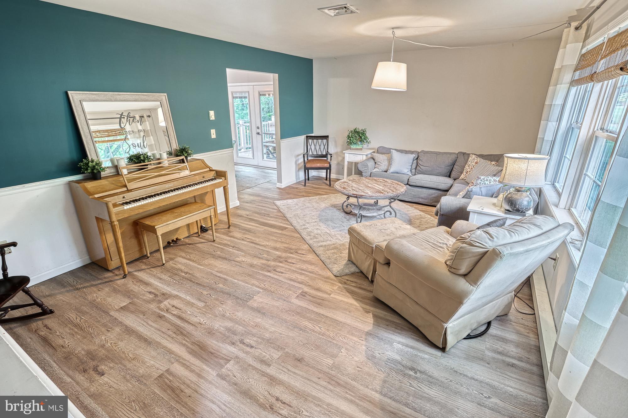 12 Junction Road Dillsburg, PA 17019 - Photo 3 of 51 Gallery Image 3