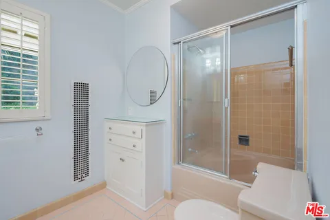 $2,499,000 | 2120 Outpost Drive, Los Angeles, CA 90068