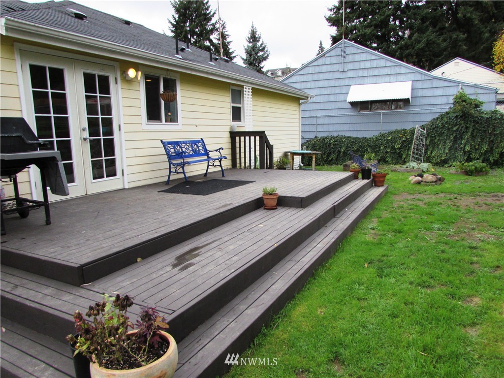 506 Bronson Place Northeast Renton, WA 98056 - Photo 21 of 25 Gallery Image 21