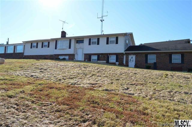 1189 Wagon Wheel Road Hickory, NC 28602 - Photo 1 of 21 Gallery Image 1