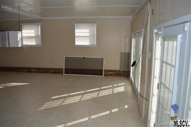 1189 Wagon Wheel Road Hickory, NC 28602 - Photo 13 of 21 Gallery Image 13