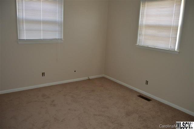 1189 Wagon Wheel Road Hickory, NC 28602 - Photo 10 of 21 Gallery Image 10