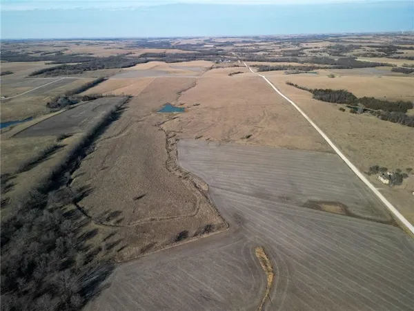 $1,631,168 | 0 Gilsen Creek Road, Onaga, KS 66521