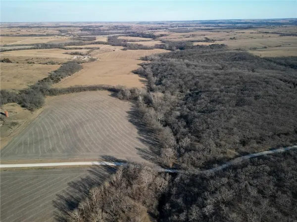 $1,631,168 | 0 Gilsen Creek Road, Onaga, KS 66521