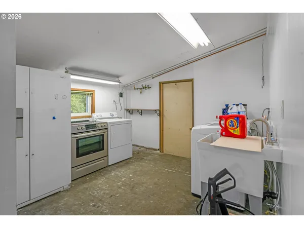 $510,000 | 16627 Southeast Bush Street, Portland, OR 97236