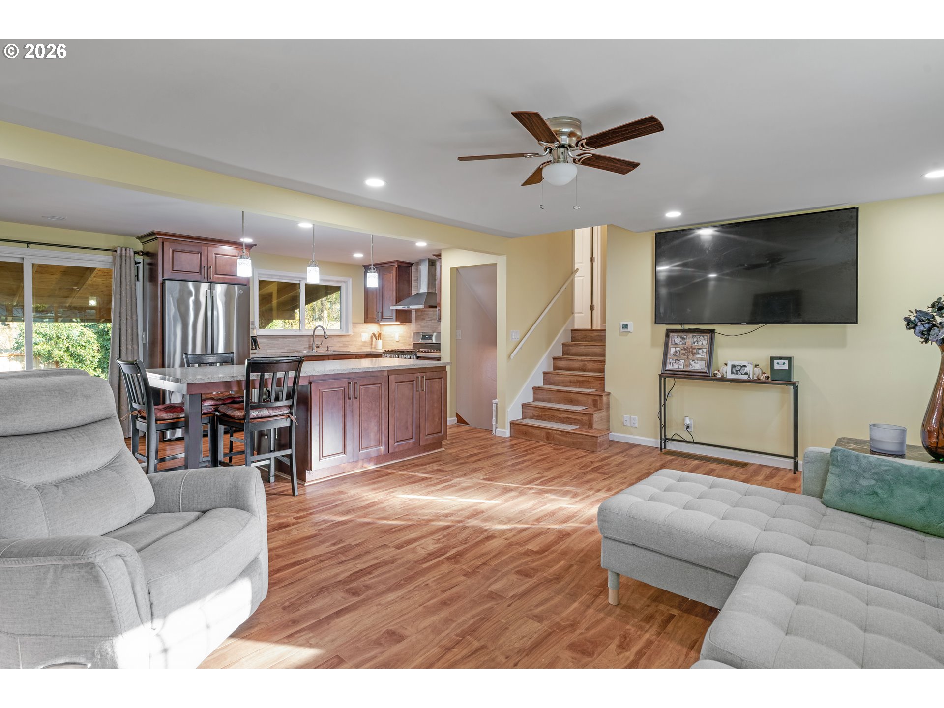 16627 Southeast Bush Street Portland, OR 97236 - Photo 9 of 48