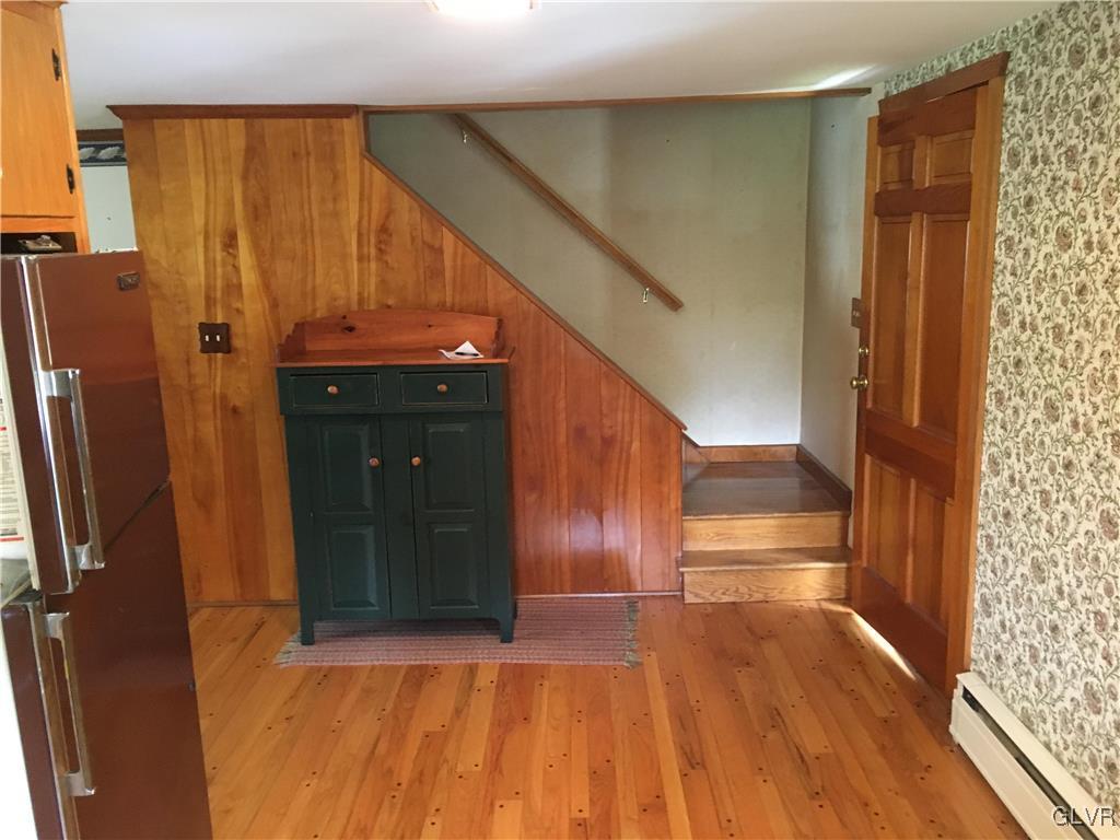 695 Creek Road Bath, PA 18014 - Photo 3 of 22 Gallery Image 3