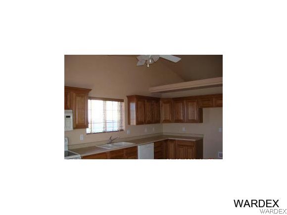 4219 East Cane Ranch Road Kingman, AZ 86401 - Photo 4 of 7 Kitchen