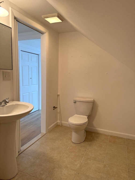 21-23 Rendall Place, Unit 2 Melrose, MA 02176 - Photo 15 of 20