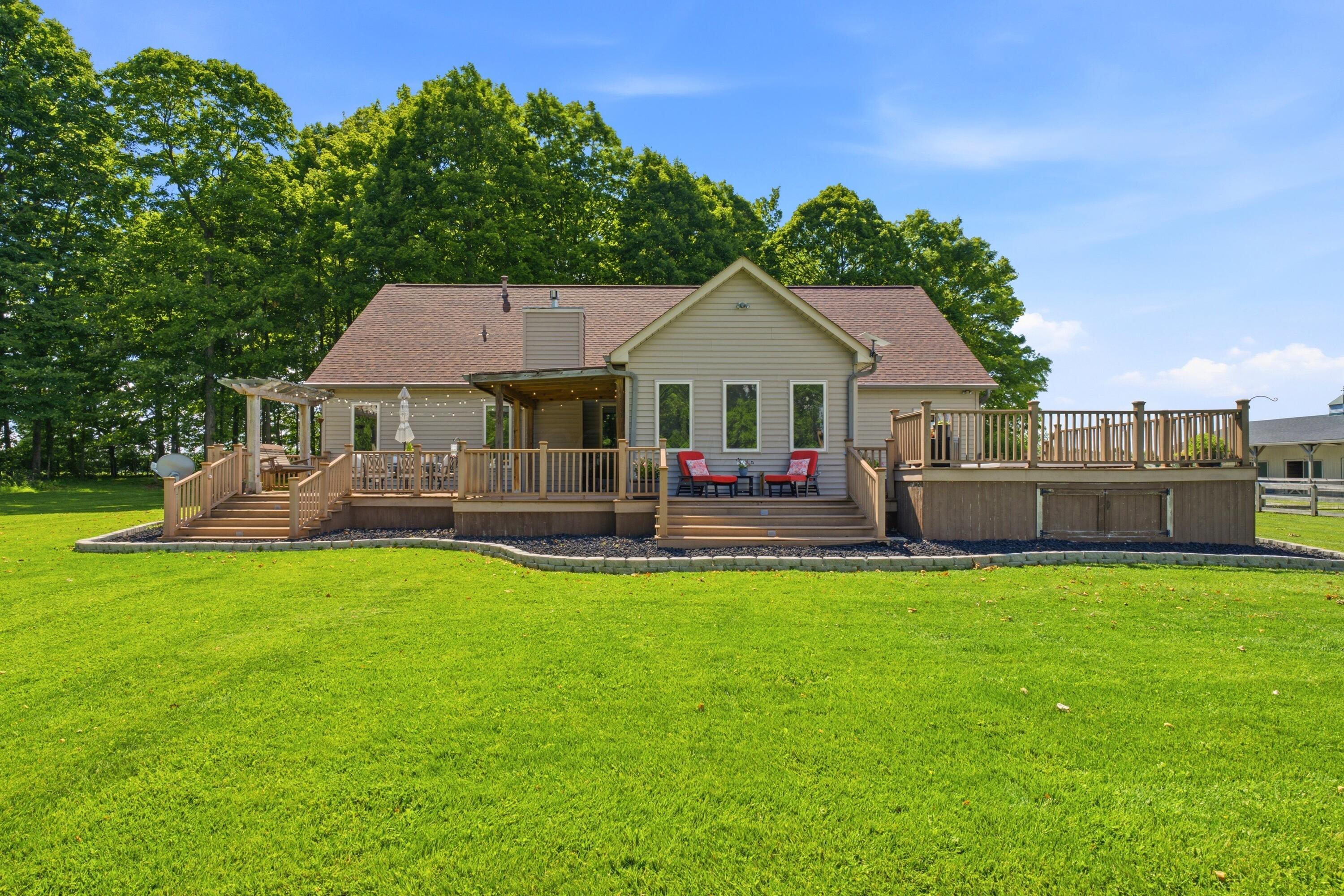15050 Croton Road Centerburg, OH 43011 - Photo 12 of 43 Back Exterior