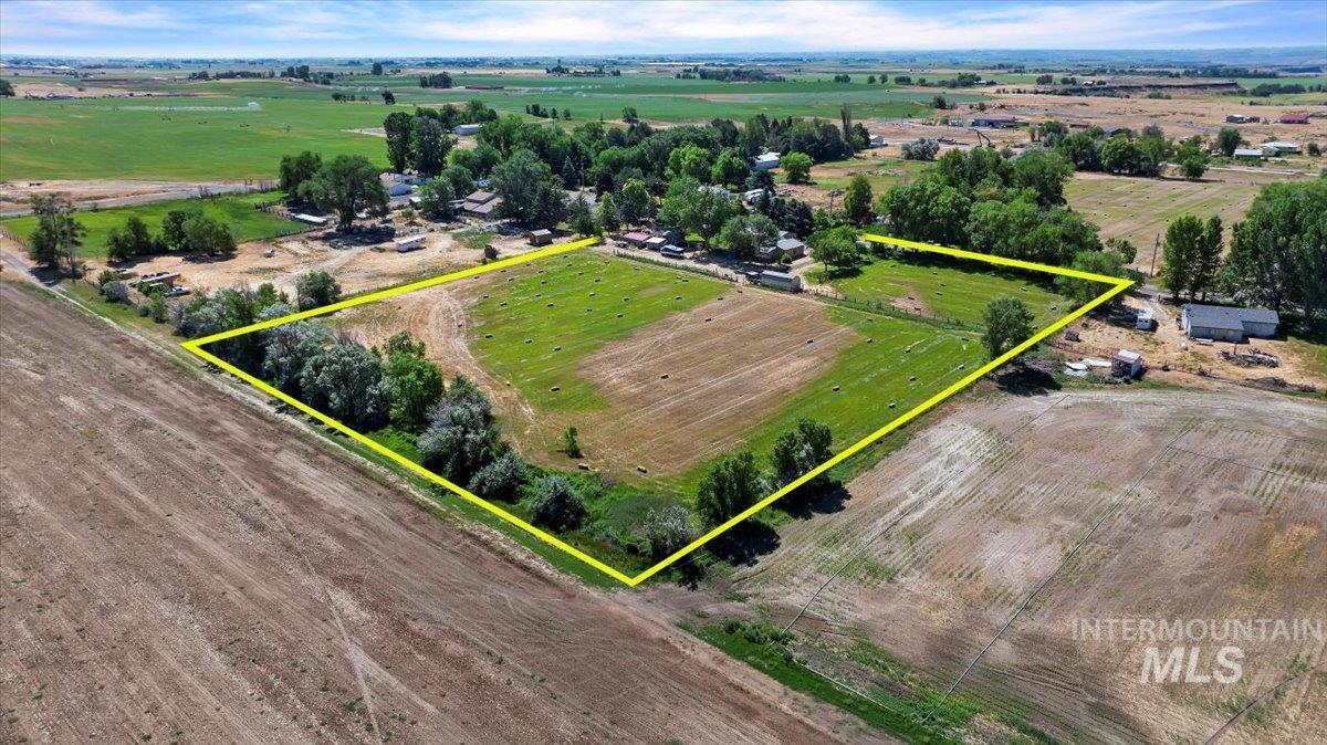 706 White Hawk Lane Hagerman, ID 83332 - Photo 32 of 34