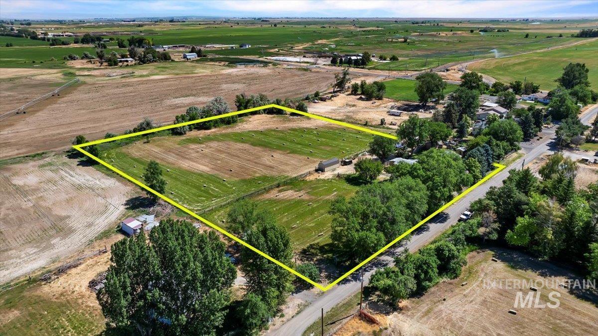 706 White Hawk Lane Hagerman, ID 83332 - Photo 33 of 34