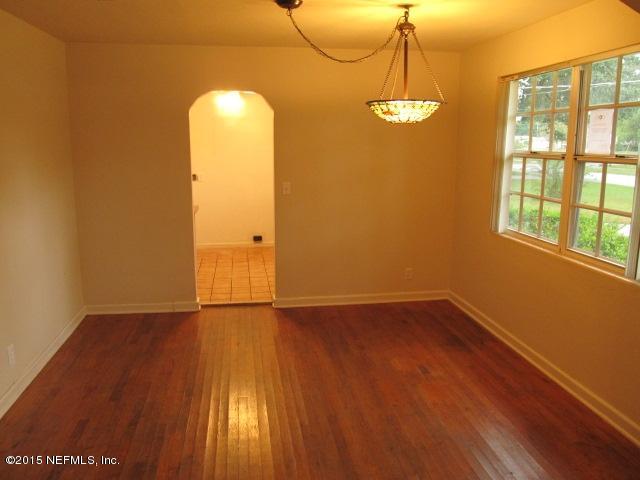 2069 Ryar Road Jacksonville, FL 32216 - Photo 4 of 11 Dining Room