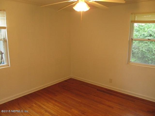 2069 Ryar Road Jacksonville, FL 32216 - Photo 10 of 11 Bedroom 3