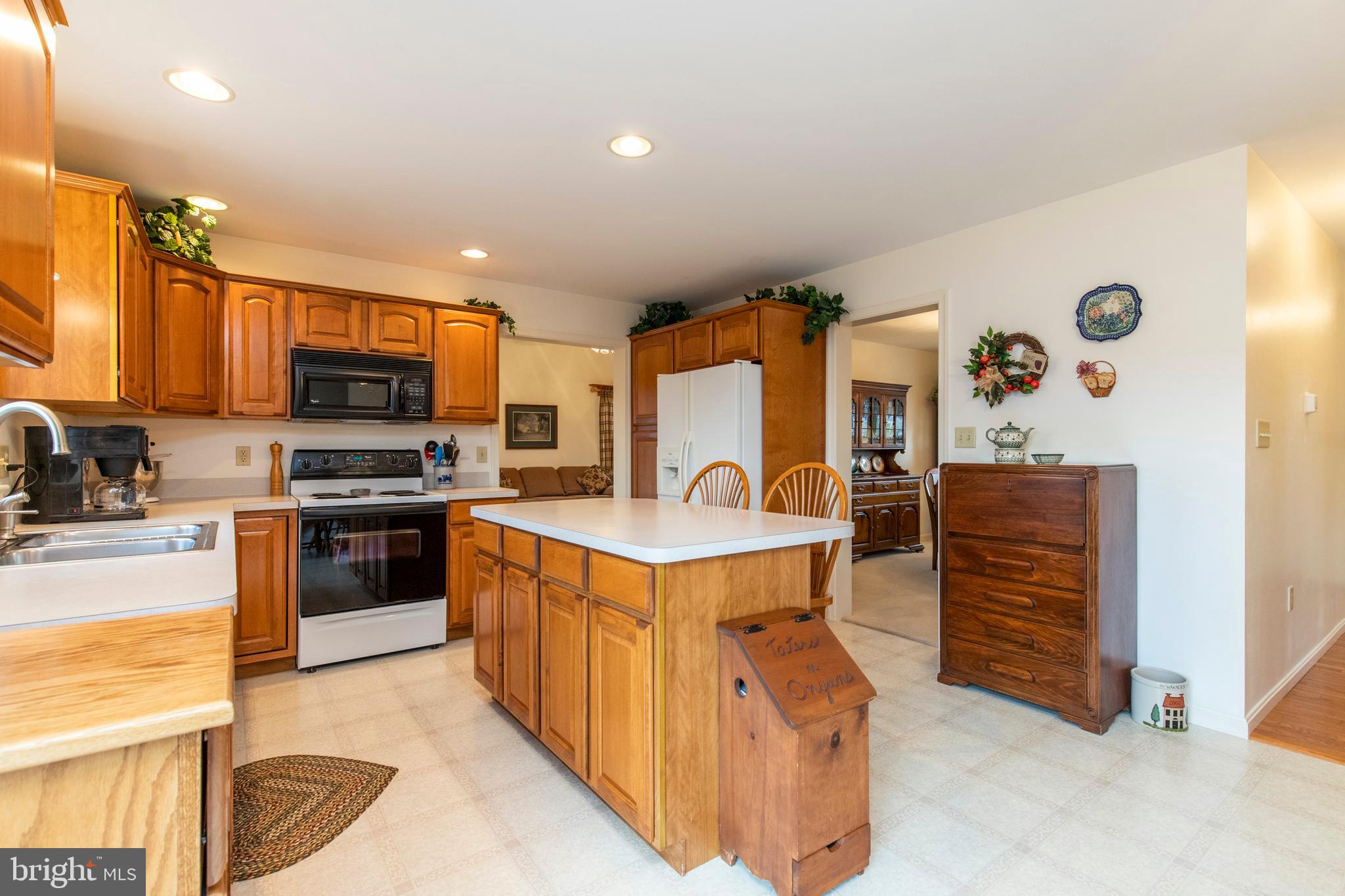 803 Ridge Avenue Atglen, PA 19310 - Photo 8 of 34
