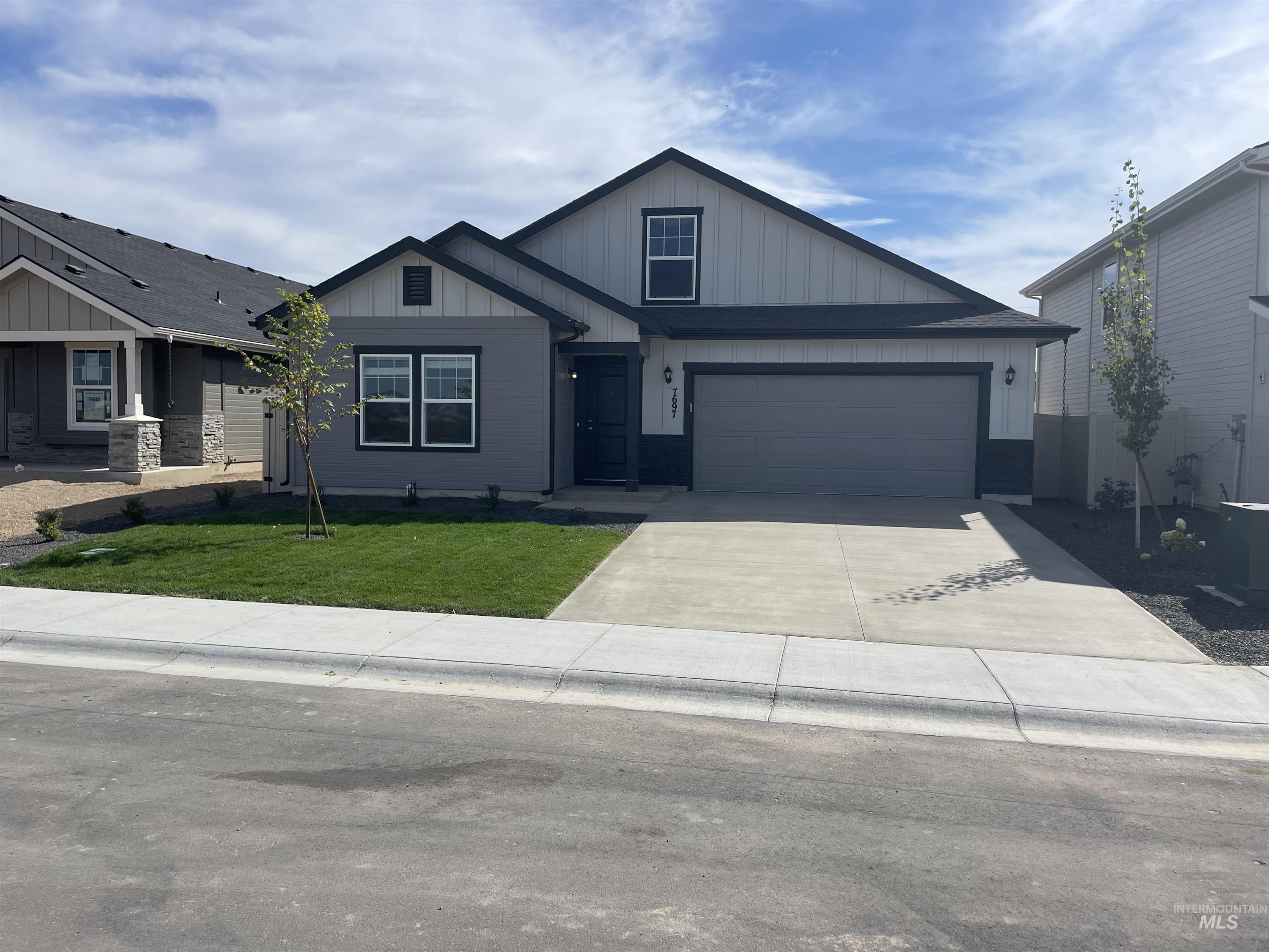 7697 East Edison Street Nampa, ID 83687 - Photo 1 of 1