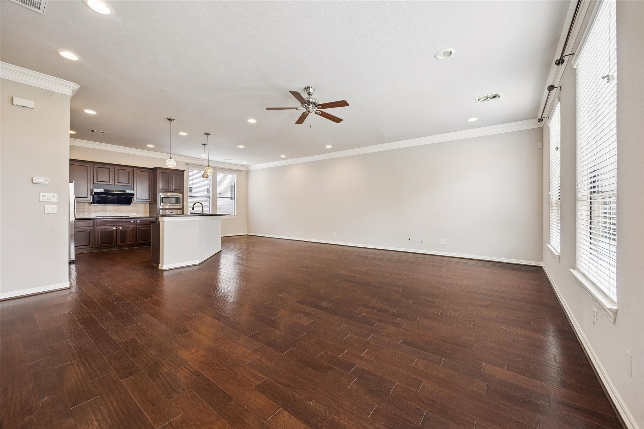 3002 Soutine Street Houston, TX 77021 - Photo 6 of 22 Open concept living dining on 2nd floor
